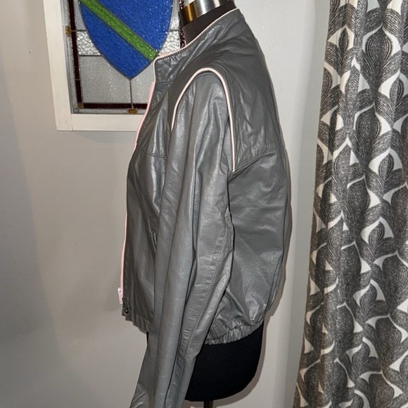 Wilson’s Leather Vintage Gray & Pink Bomber Jacket - Picture 4 of 10